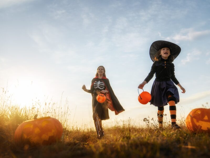 kids at Halloween